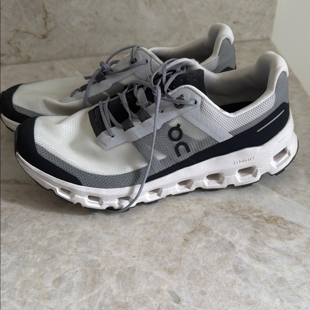 On Running Athletic Shoes White and Gray with Cloud Cushioning